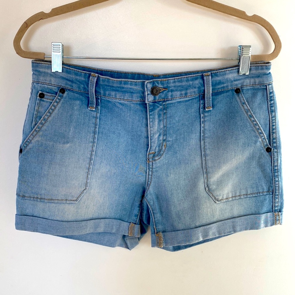 Gap Factory girlfriend short